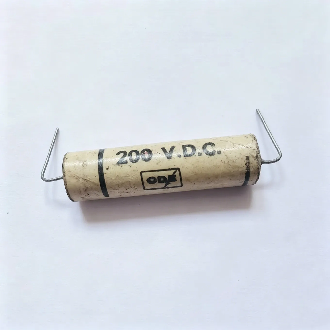Hot spot US paper tube wax immersed 200V 0.22uf ceramic sealed frequency division audio electrodeless capacitor 10*35 (Inductor)