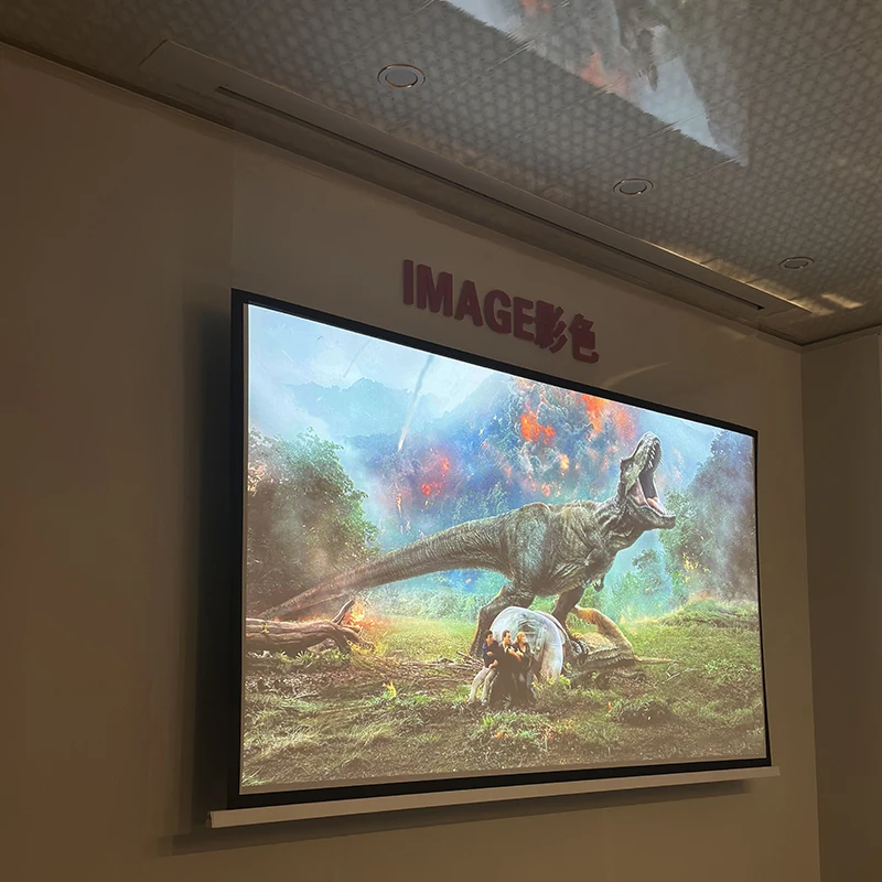 شاشة عرض بيضاء مجوفة من الألياف الزجاجية الكهربائية حديثًا في السقف لعام 2025، عرض ذكي بمحرك 4K مع تصميم عائم #3