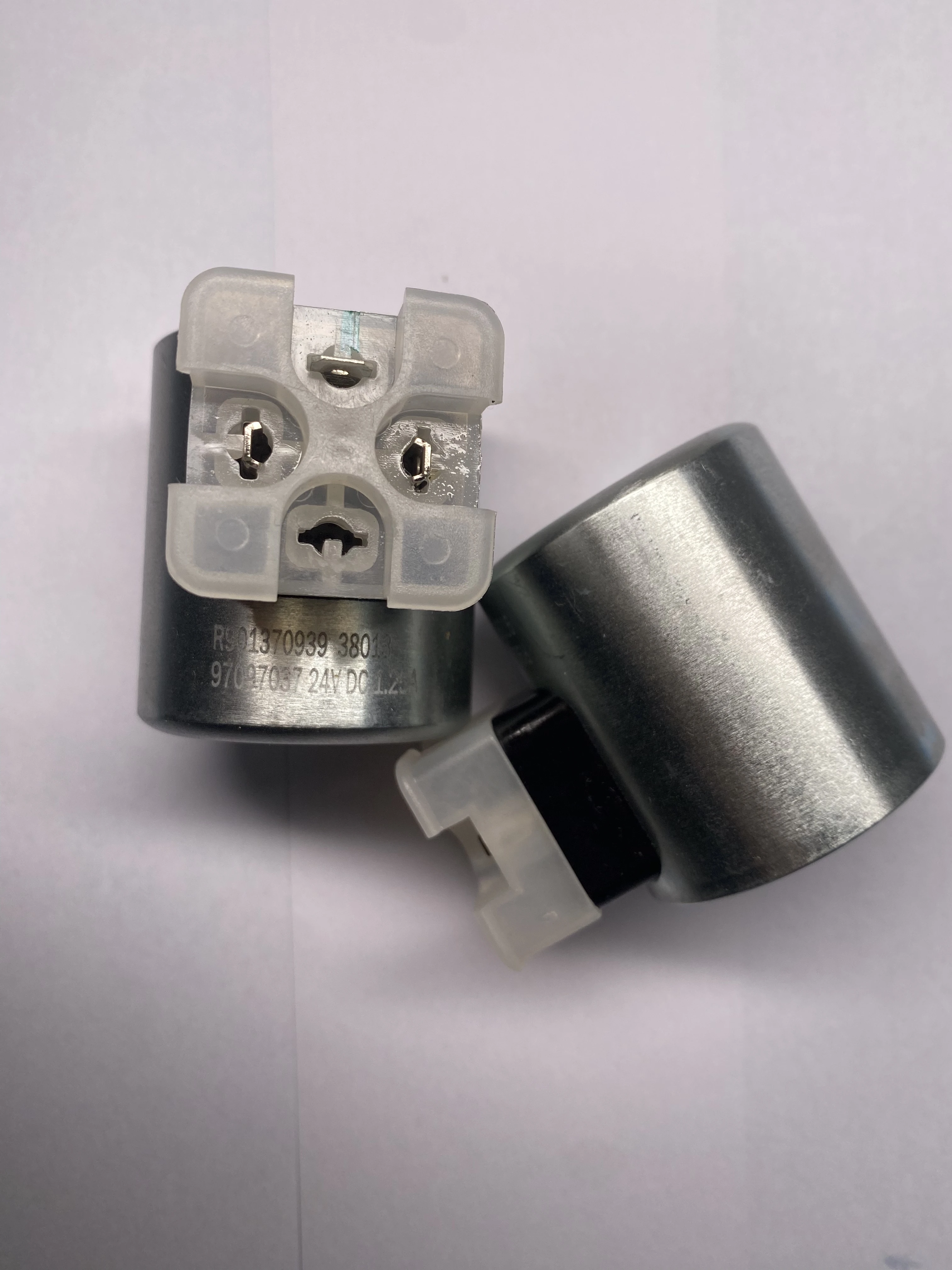 

rexroth coil R901370939 SOLENOID COIL GZ45-4 24V