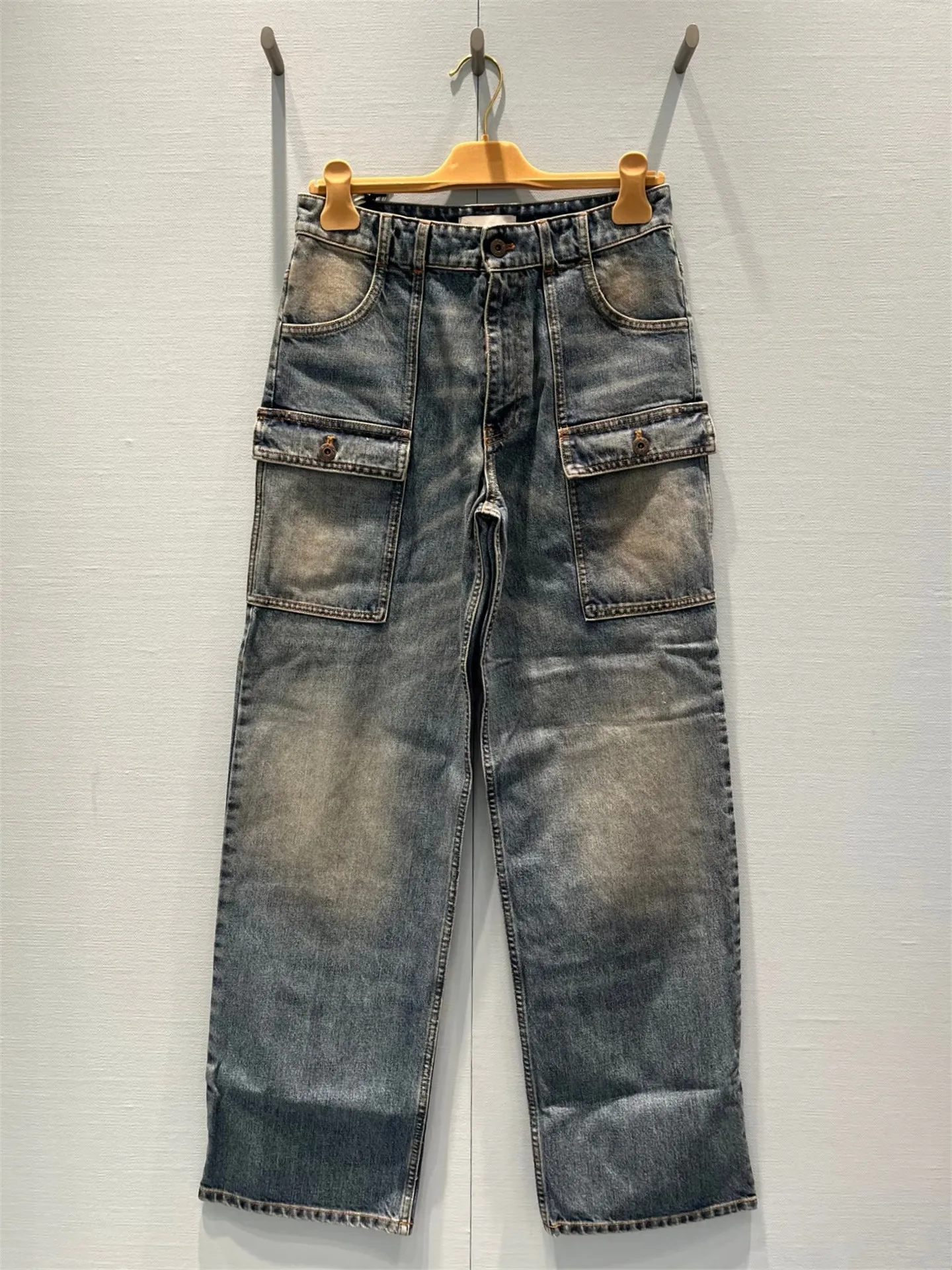 

2026 Summer New Cargo Jeans Women Multi Pocket Metal Button Denim Pants High Waist Straight Leg Trousers Streetwear
