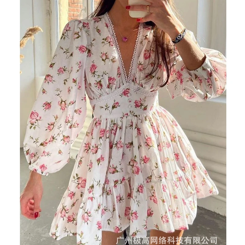 Women Chiffon Dress Summer Fashion Printed Lace Pleated Stitching Dress Women\'s Sexy V-neck Lantern Sleeve High Waist Slim Dress