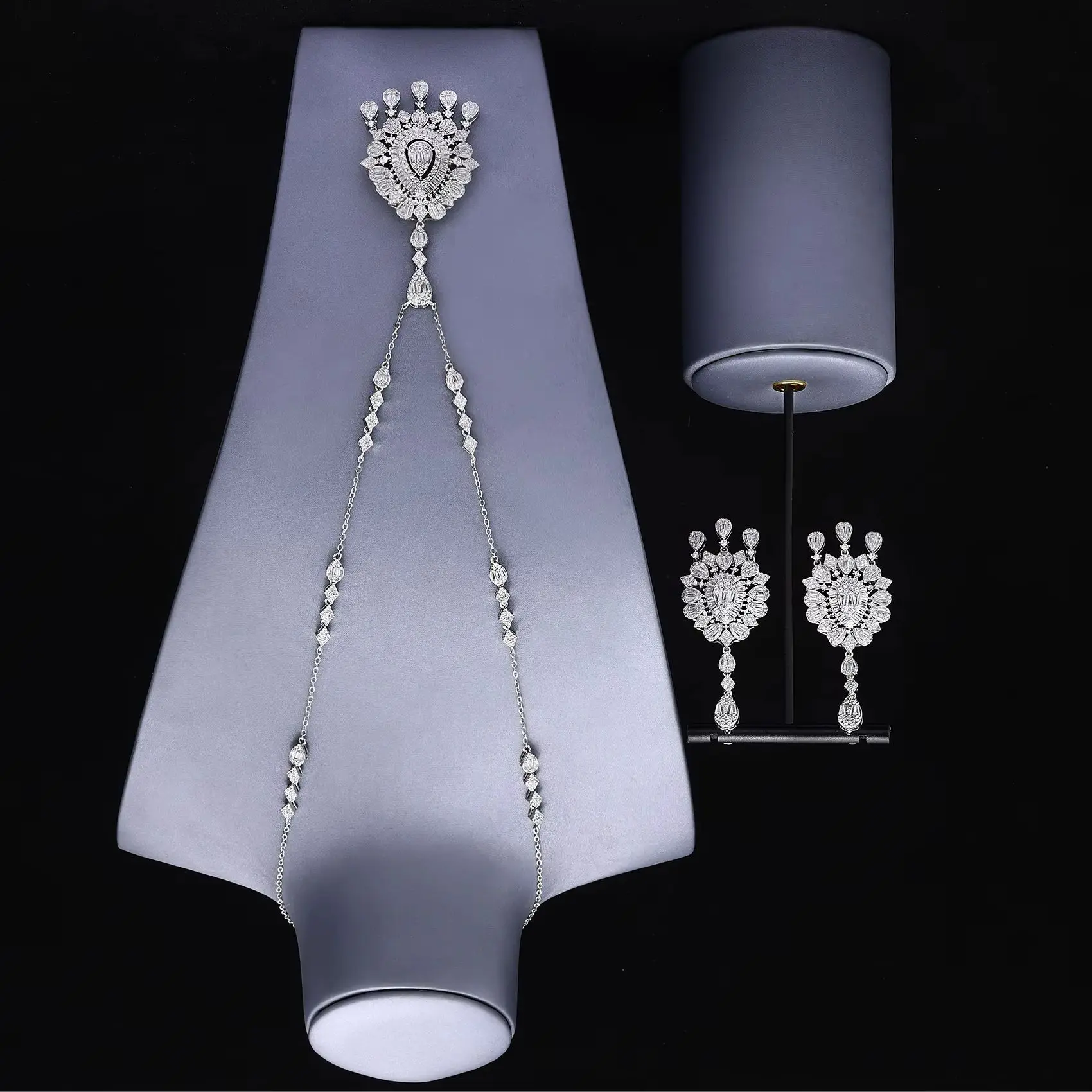 

Hot Sale Women's Long Wedding Set 4 Piece Emirates Elegant Women's Necklace and Earrings Sets CZ Fashion Bridal Jewelry Sets