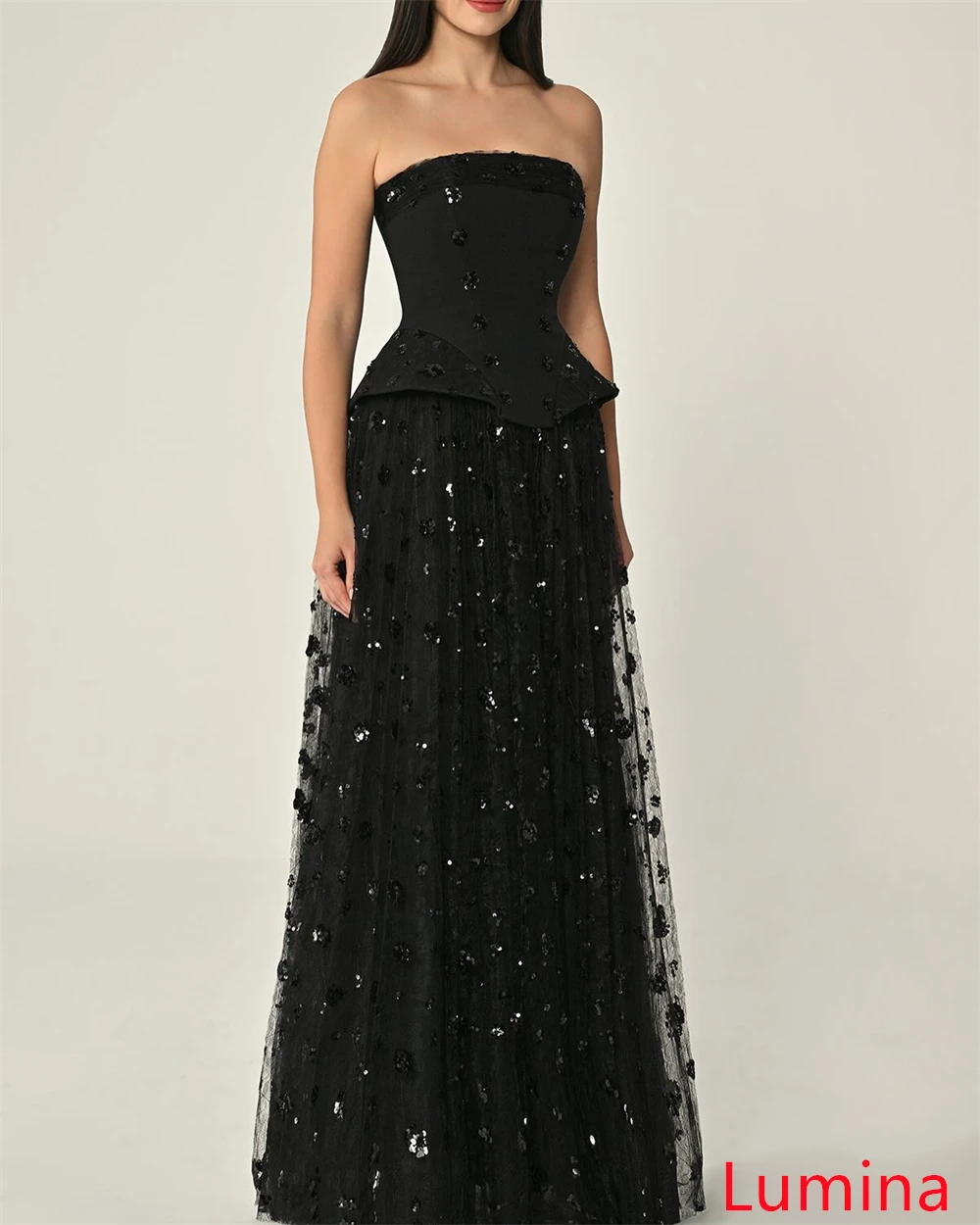 

Customized Delicate Black Tulle Evening Dress Strapless Sleeveless Celebrity Gowns Vestido De Festa Flowers Temperament Soft