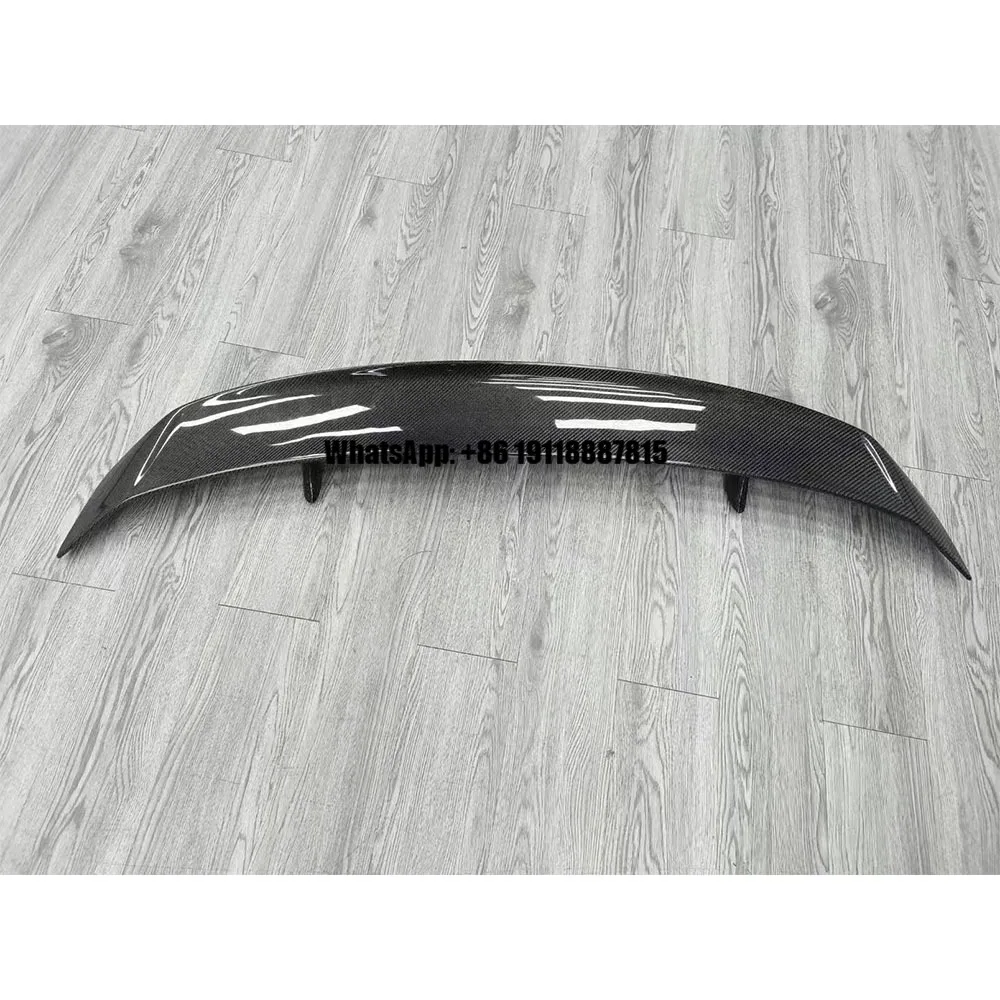 

Suitable for Mercedes and Universal Carbon Fiber Spoiler
