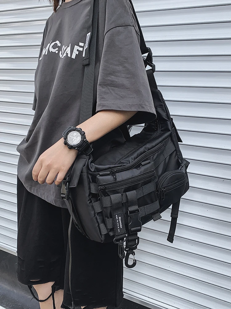 Large Capaci Black Messenger Bag for Women and Men, Harajuku Shoulder Bag, Cargo Fan, Fashion Brand, Student, Japan