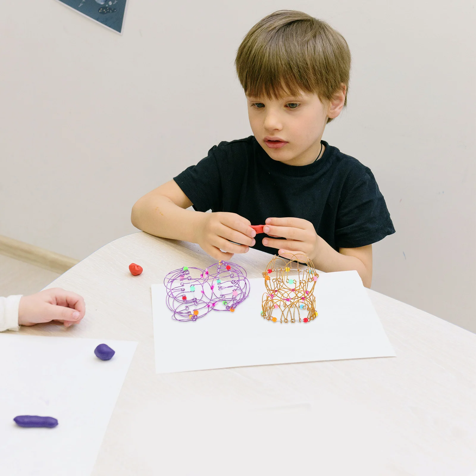 

2Pcs Flexible Iron Magical Loops Creative Transforming Conjuring for Imagination Logic Metal Hoop Stage Trick Supplies