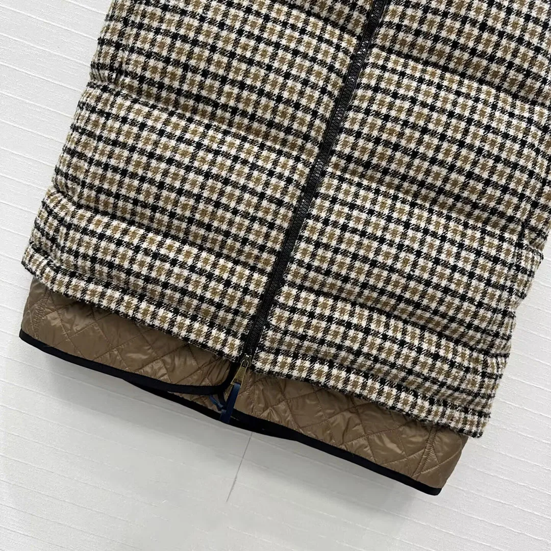 2025 New Winter Warm Goose Down Tank Jacket Women Woolen Plaid Pattern Fleece Turtleneck Sleeveless Casual Loose Vest Jacket