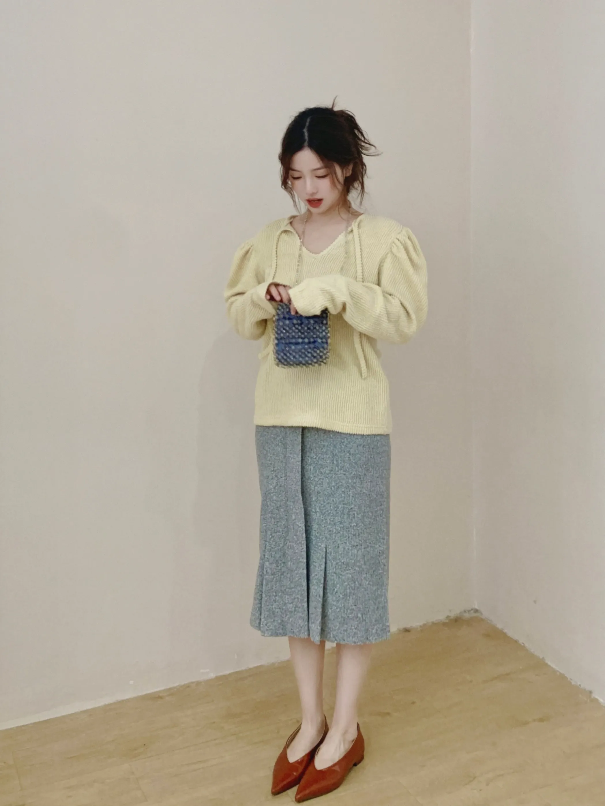 

Retro Vintage Soft Woolen Skirt Design Sensation Fi Haven Brand Pure Color Commute Sle mid Waist Polyester Cot...