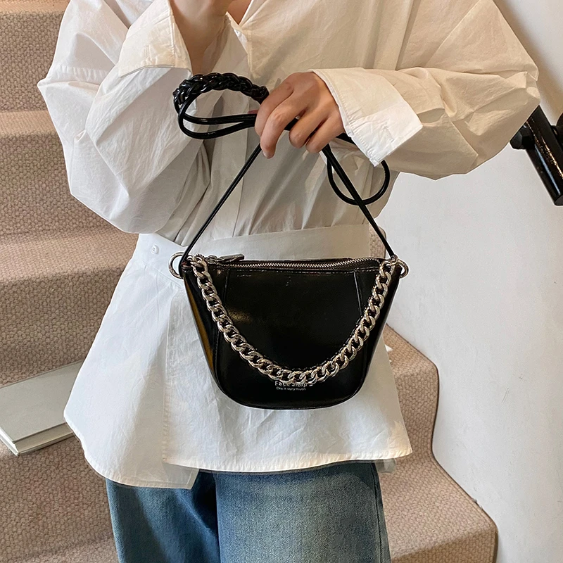 

Vintage Inspired Women's Crossbody Bag Luxury Designer Leather Shoulder Handbag Elegant Tote For Ladies
