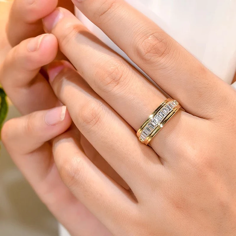 Huitan Fashion Gold Color Proposal Ring Bridal Wedding Band Jewelry with Brilliant Zirconia Luxury Versatile Finger Accessories