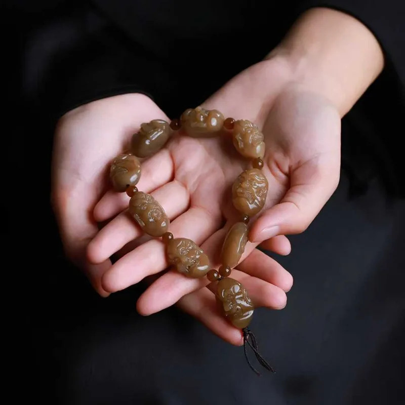 Natural Hetian Shop Qie Mo Old Material Full Sugar Color Jade Luohan Handheld Ornament