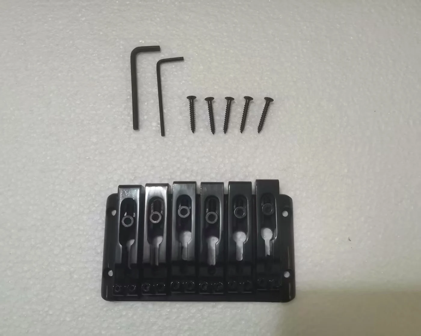 Not New Professional Tailpiece / Bridge for 5 & 6 Strings Electric Bass Guitar Musical Accessories in Stock Discount