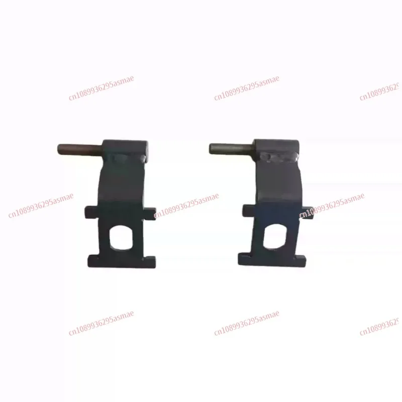 Cab Door Hinges S750 S770 S550 S650 S630 Skid Steer Loader Door Hinges, Pins 7305580