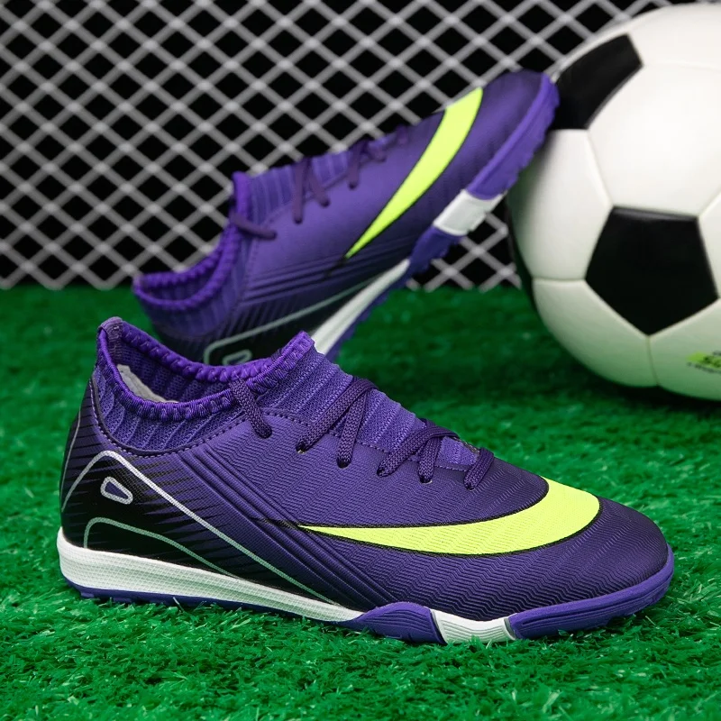 

Professional Kid New Soccer Shoes Match Ankle Non-Slip Football Boots TF Sneakers Boys Comfortable Sports Shoes Unisex