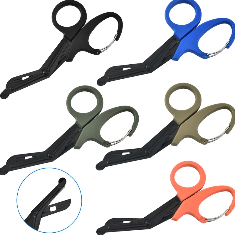Stainless Steel Medical Scissors with Wearable Buckle Serrated Blades Curved Tip with Protective Blunt Edge Surgical Nursing
