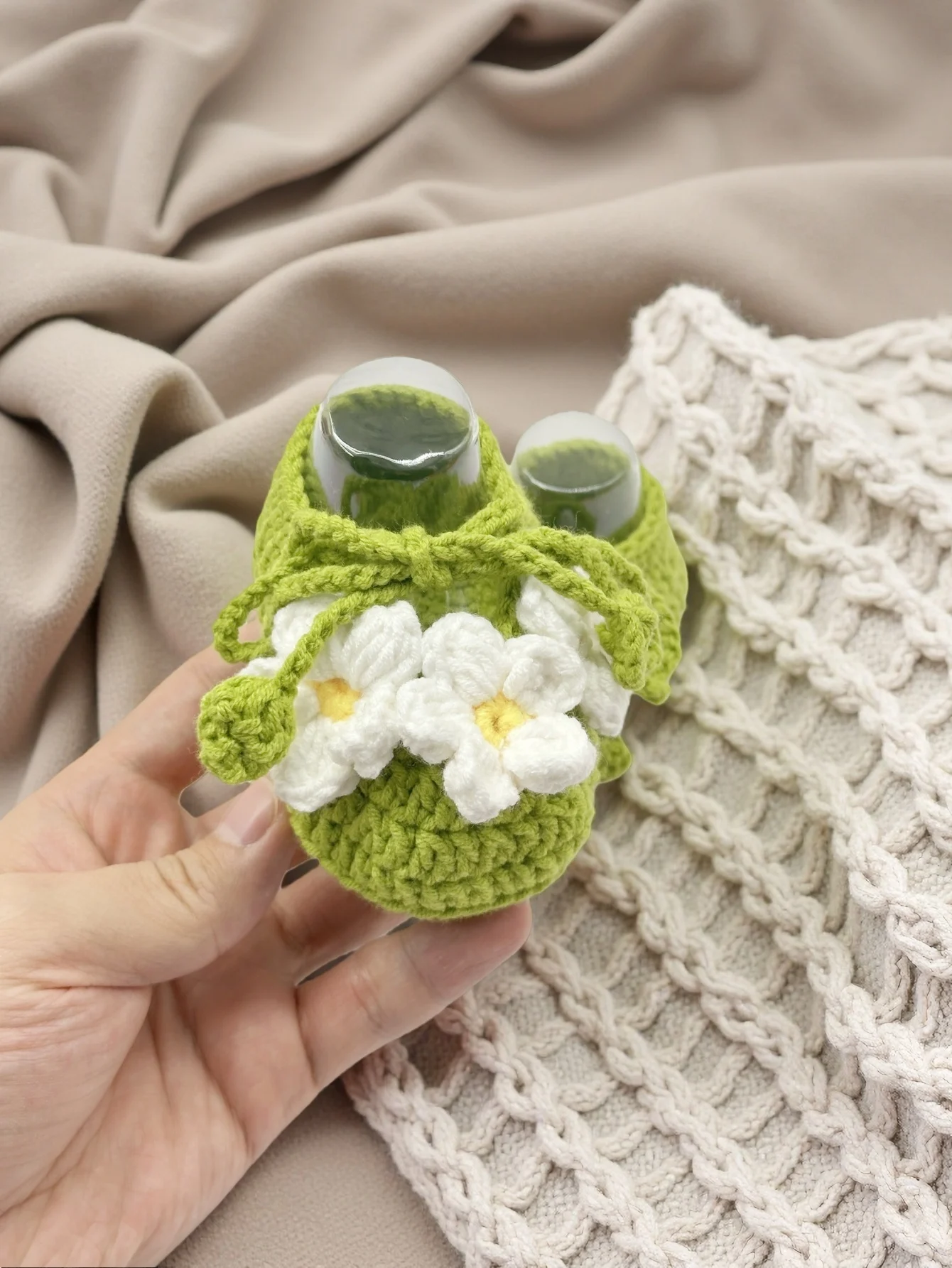 1 Pair Handmade Crochet Baby Booties, Green with White Daisy Flowers, Yellow Centers, Soft Knit Shoes
