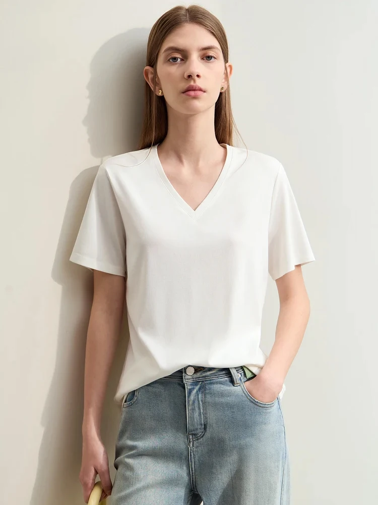 

Amii Minimalism Short Sleeve T-shirts 2024 New Basics V-neck Anti-ultraviolet Cool Feeling Sunscreen Tops Women Clothing12422069