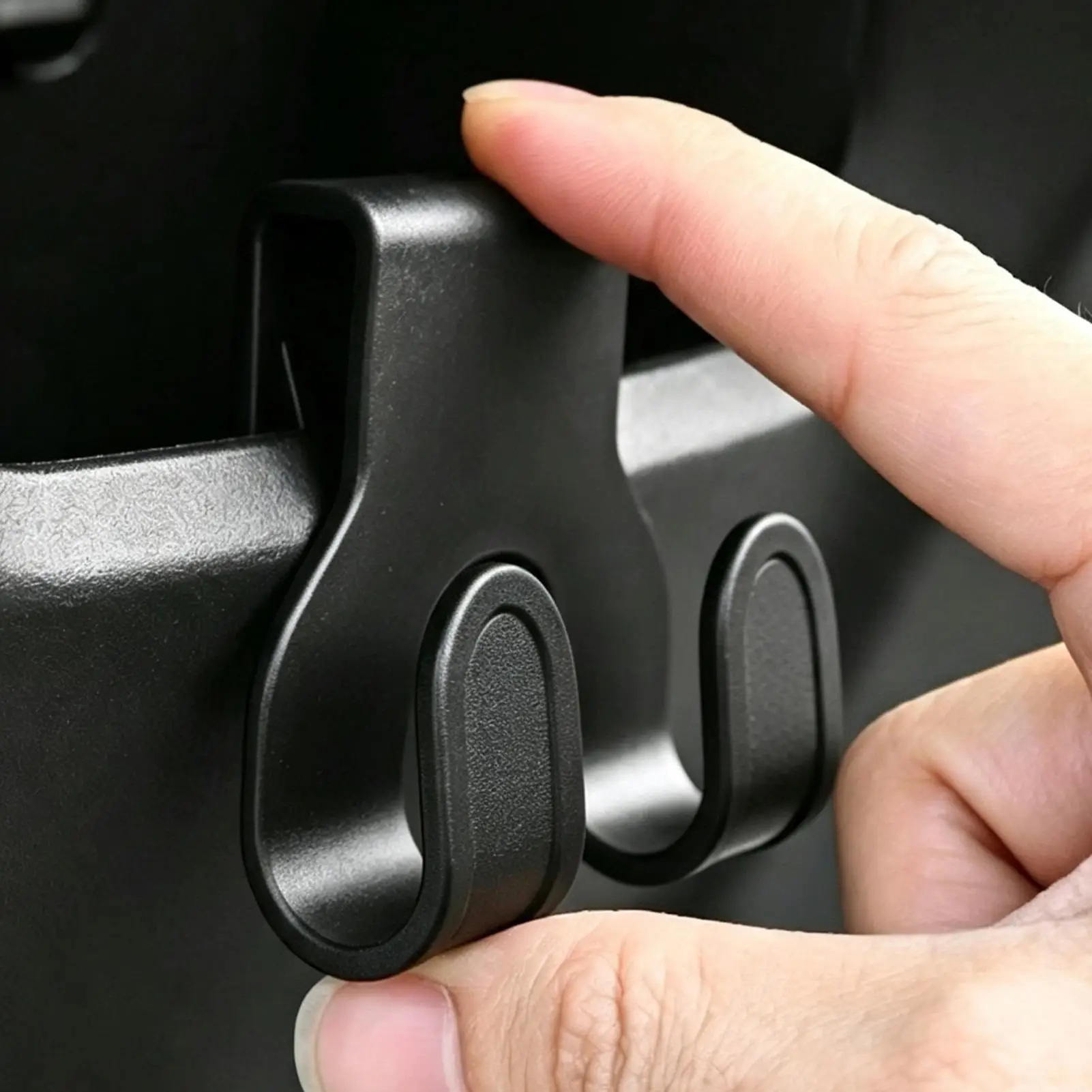 Motorcycle Storage Box Hook Auto Hanging Dua l Hook Load Bearing ABS Storage Organizer Hooks For Daily Commuting Road Trips