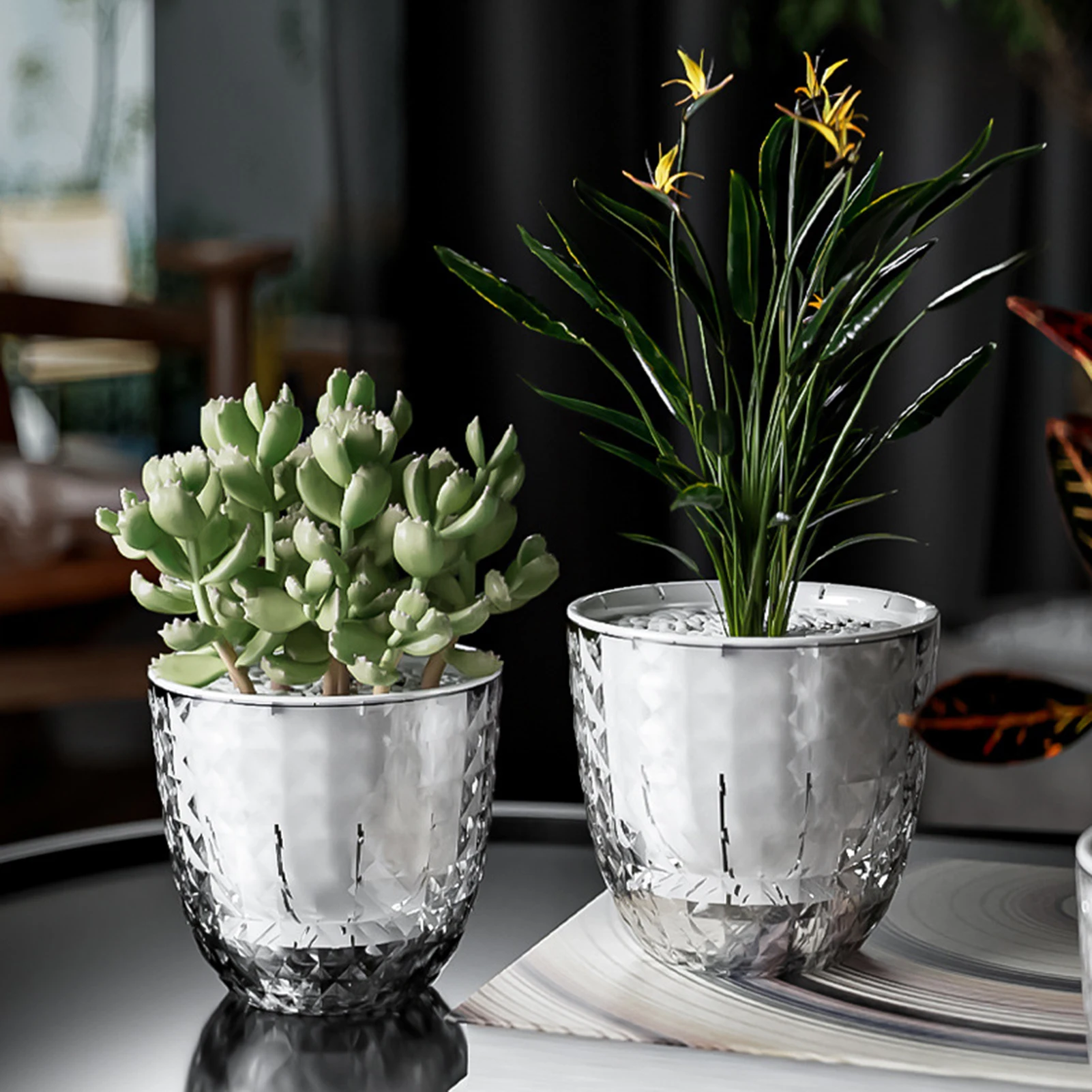 Hydroponic Plant Vase with Cotton Rope Plastic Creative Flowerpot Lazy Self Watering Vase Plant Pot for Home Garden Decoration