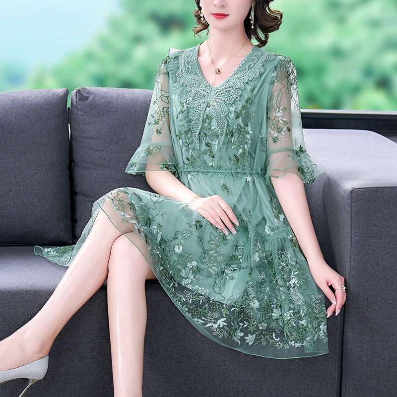 Women Embroidery Floral Silk Ruffled O-Neck Sexy Midi Dress Summer Beach Style Butterfly Slevee Dress 2024 Korean Elegant Dress