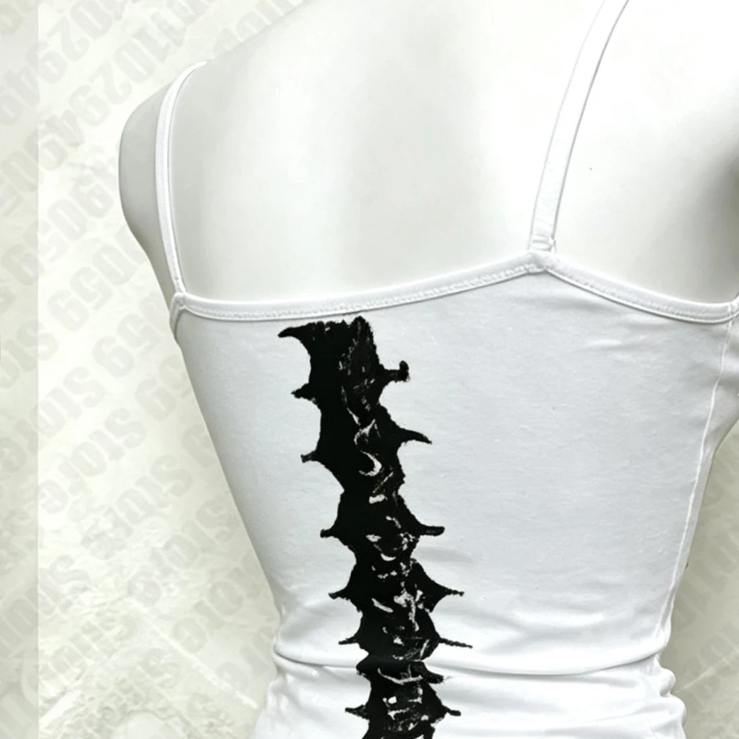 Y2K Gothic Alt Ärmelloses Crop Top Vintage Grunge Skelett Vorder- und Rückseite Grafik Slim Damen Skelett Rippenkorb Wirbelsäule Cami Tank Tops – Detail 3