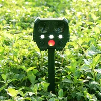 Solar Powered Animal Repeller Ultrasonic Animals Sonar Repellent Deterrent Dog Cat Bird Repeller Outdoor Garden Frighten Tool