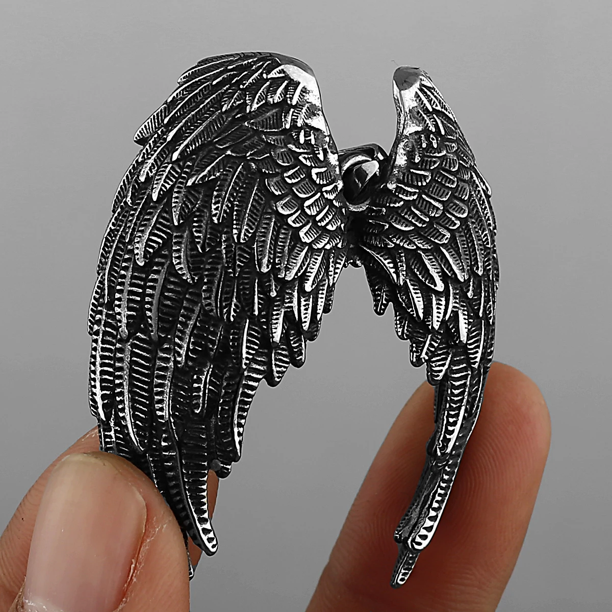 Retro High Quality Angel Wings Pendant Unisex Fashion Trend 316L Stainless Steel Pendant Necklace Jewelry Gift Wholesale