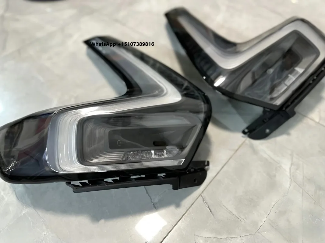 

Modified Auto Parts Venom Series LED Black Tail Light Clear Rear Lamp Assembly for V0l v0 XC40