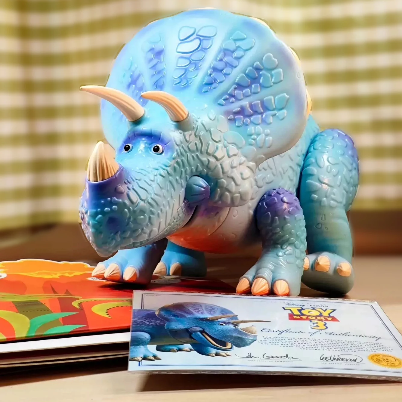 Figura de acción de Toy Story 3-, coleccionista 1:1, Trixie Triceratops, PVC, 50cm