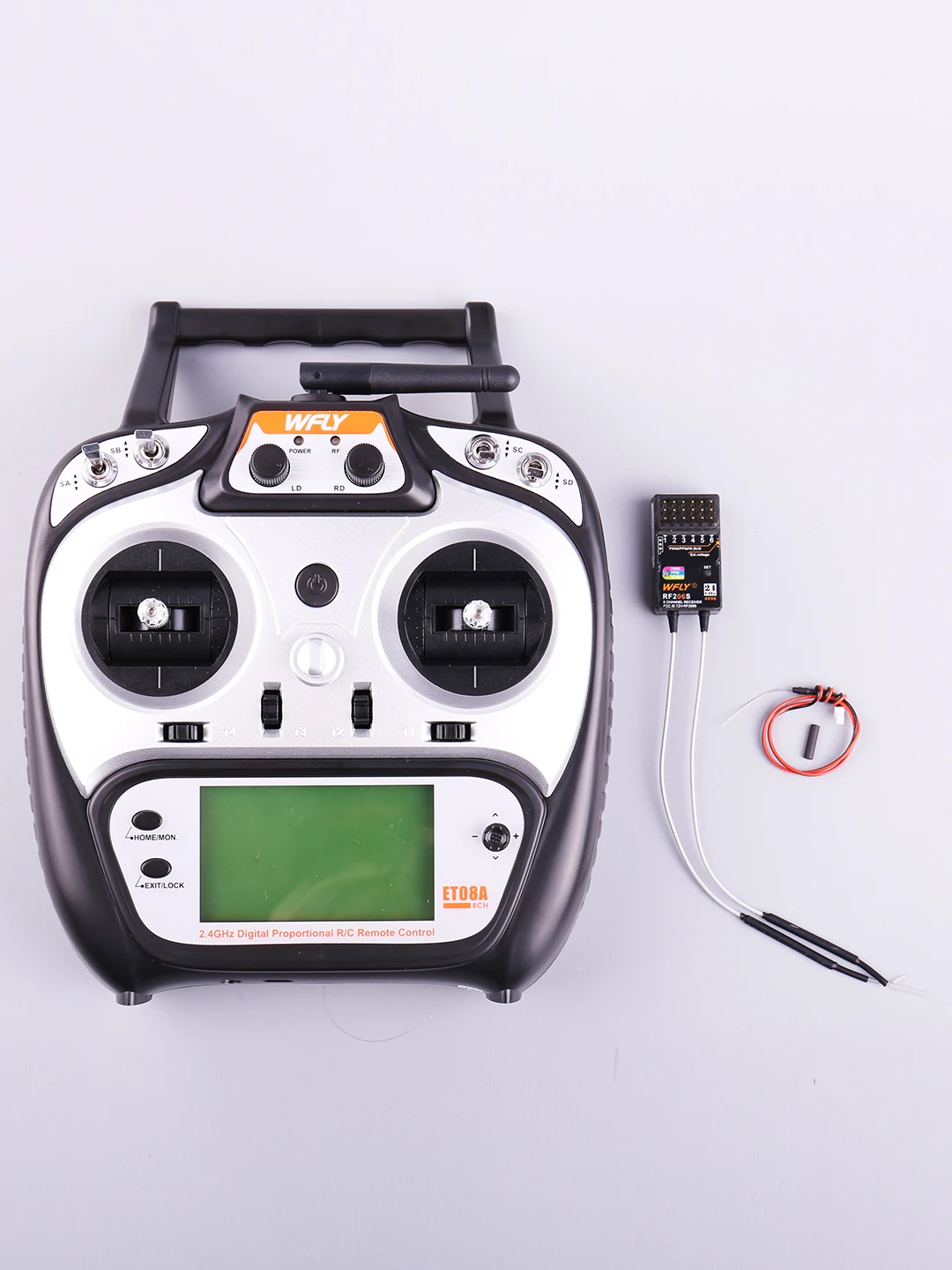 WFLY ET08A New Version 2.4G 8CH RC radio transmitter receiver RF206S the best remote for rc beginners