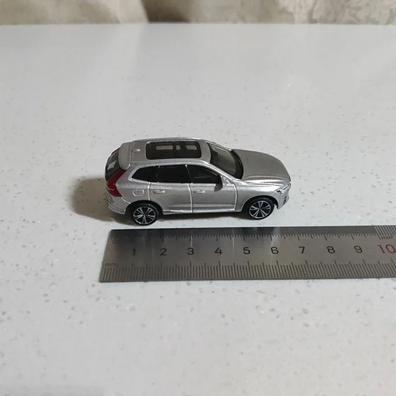 Diecast Alloy 1:64 Scale XC60 Car Model Toy Collectible Ornament Souvenir Toys Cars