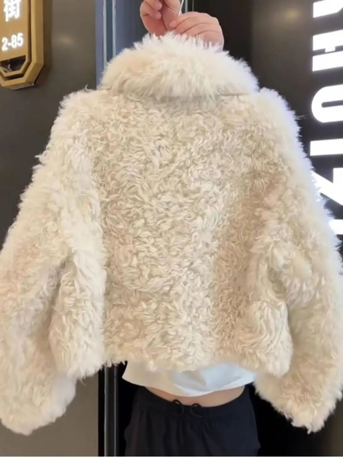 Women Faux Fur Cropped Jacket Single‑Breasted Short Fuzzy Coat Long Sleeve Warm Winter Office Chic Fluffy Outerwear Lady Commute