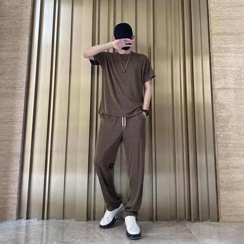 T-shirts Pants Suits for Men Running Man Trousers Sets Jogger Gym Sportswear Jogging Two Piece Set Korean Style 2024 Regular Fit