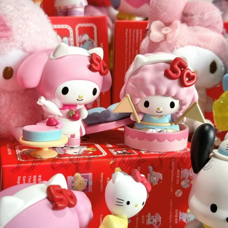 ครอบครัว Sanrio Hello Kitty 50th ANNIVERSARY Series กล่องตาบอดน่ารัก Hello Kitty Kuromi My Melody Cinnamoroll รูปของเล่น Xmas ของขวัญ