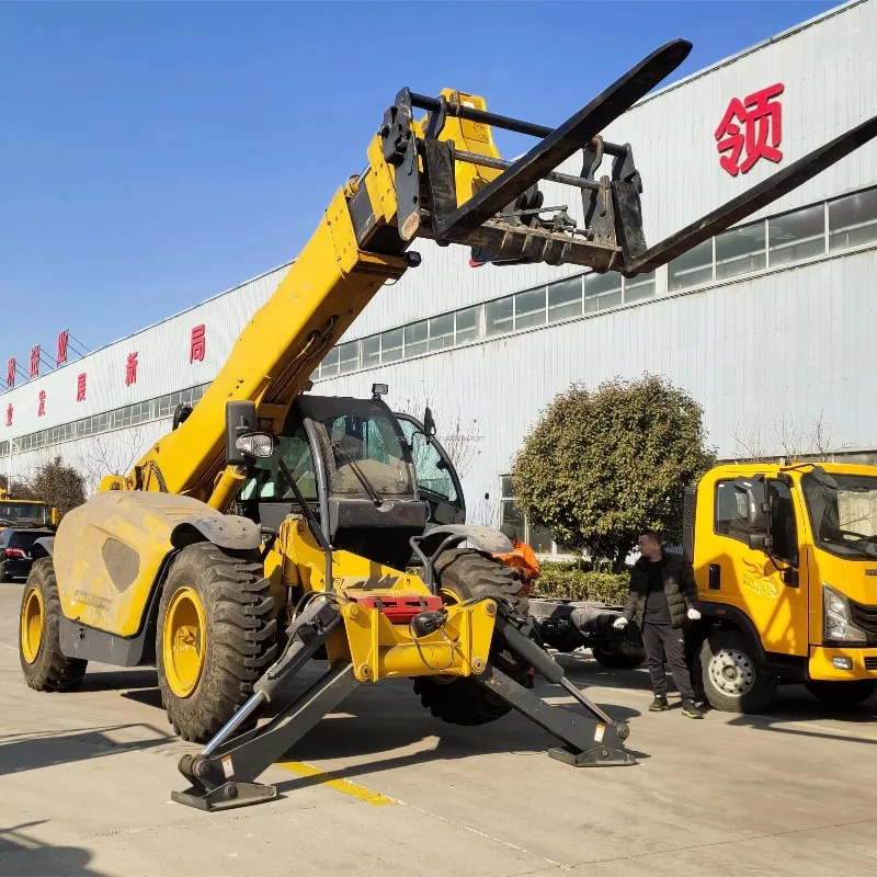 Multi-functional Mini Telescopic Loader Handler 1.5T 4x4 Boom Forklift with Quick Hitch Attachments for Agriculture Garden