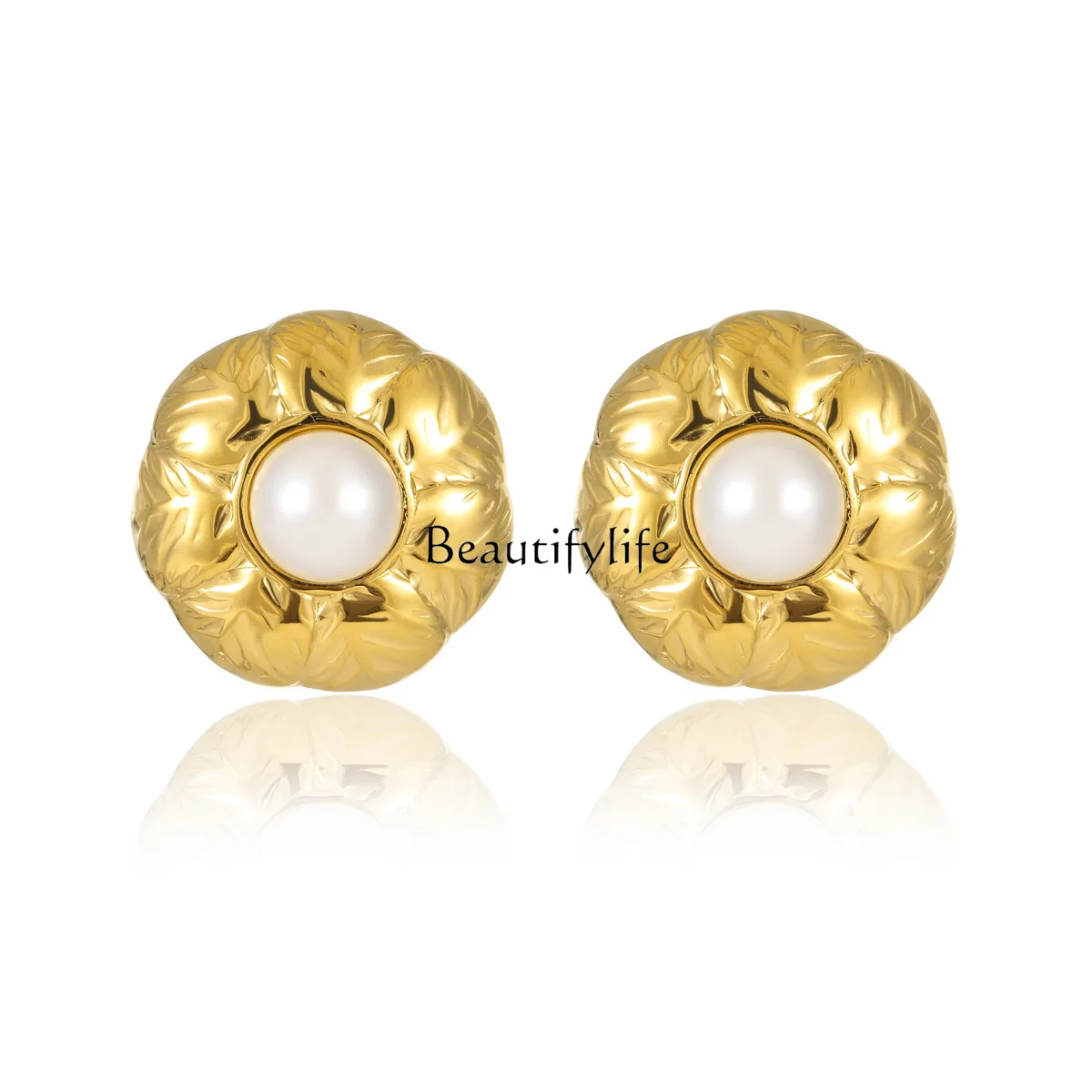 

Earrings Superior sense inlaid pearl stainless steel European and American titanium steel earrings women