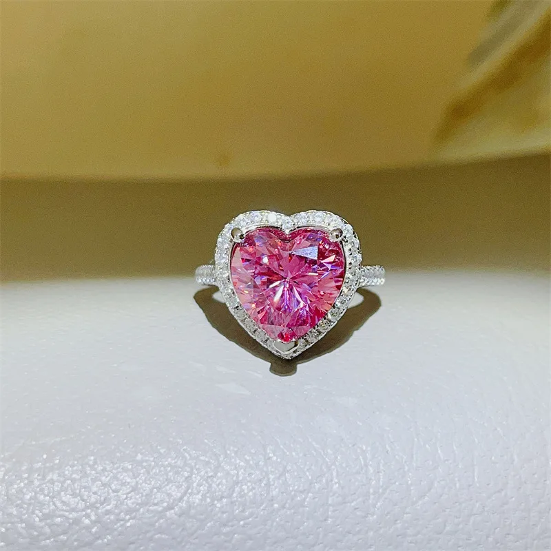 

Pink Fairy Fancy Pink Diamond Heart Ring For Women 5ct Moissanite PT950 Platinum | Pink hue, gentle and skin-brightening