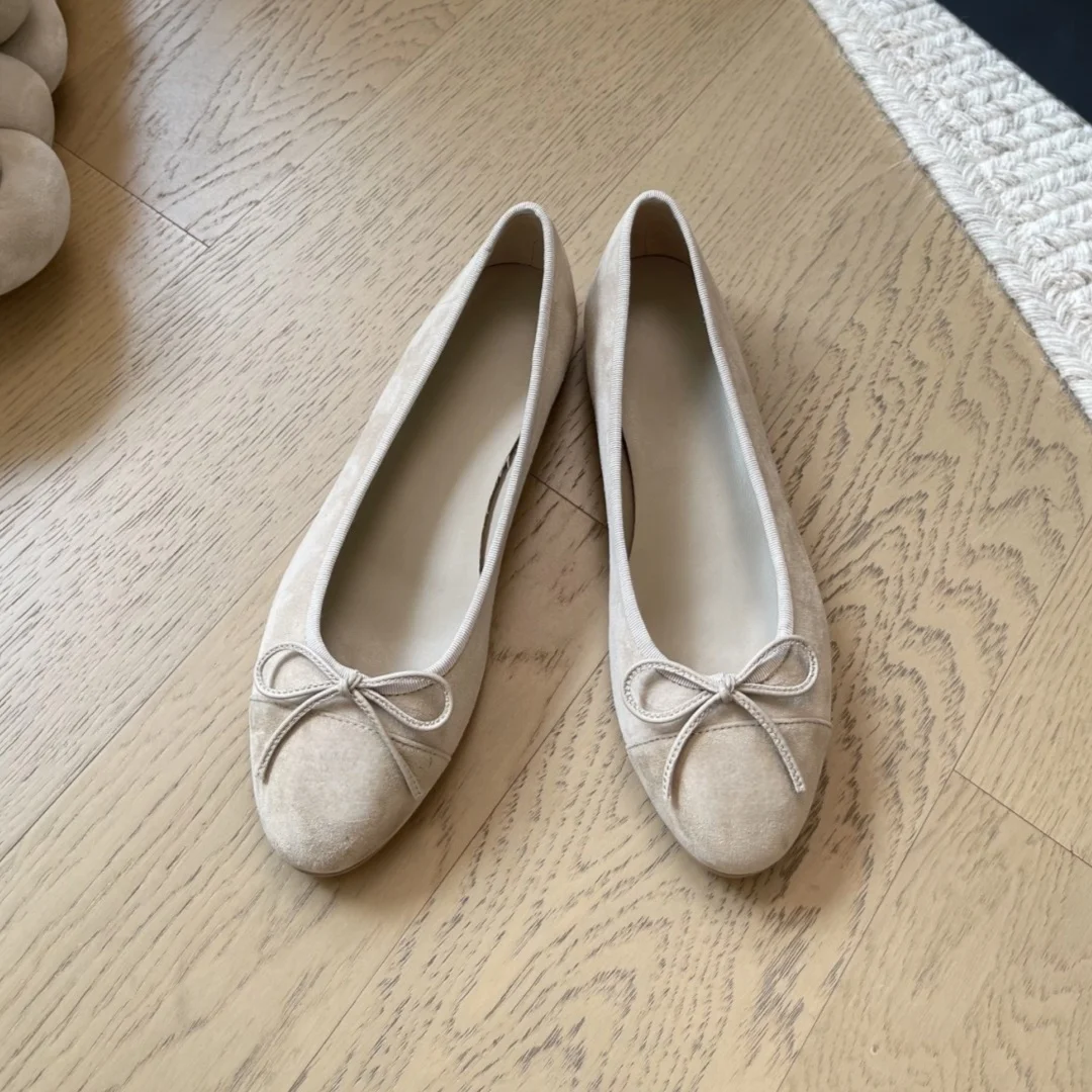 Luxury Brand Low-heeled Shoes Women's Slip-on Flats Minimalist Versatile Casual Flats High-end Commuter Shoes Upper Suede