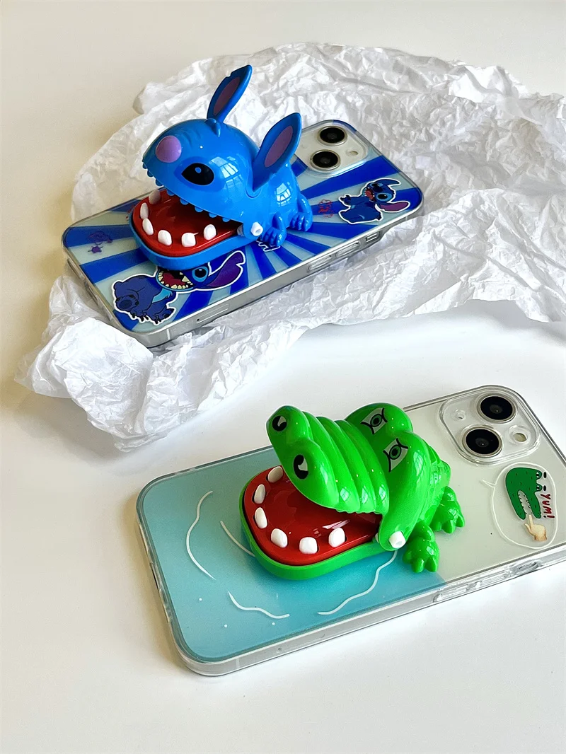 Cartoon Disney Funny Biting Stitch Crocodile Teeth Toys Stitch Phone Case For iPhone 15 14 13 12 11 Pro Max Y2k Cute Stand Cover