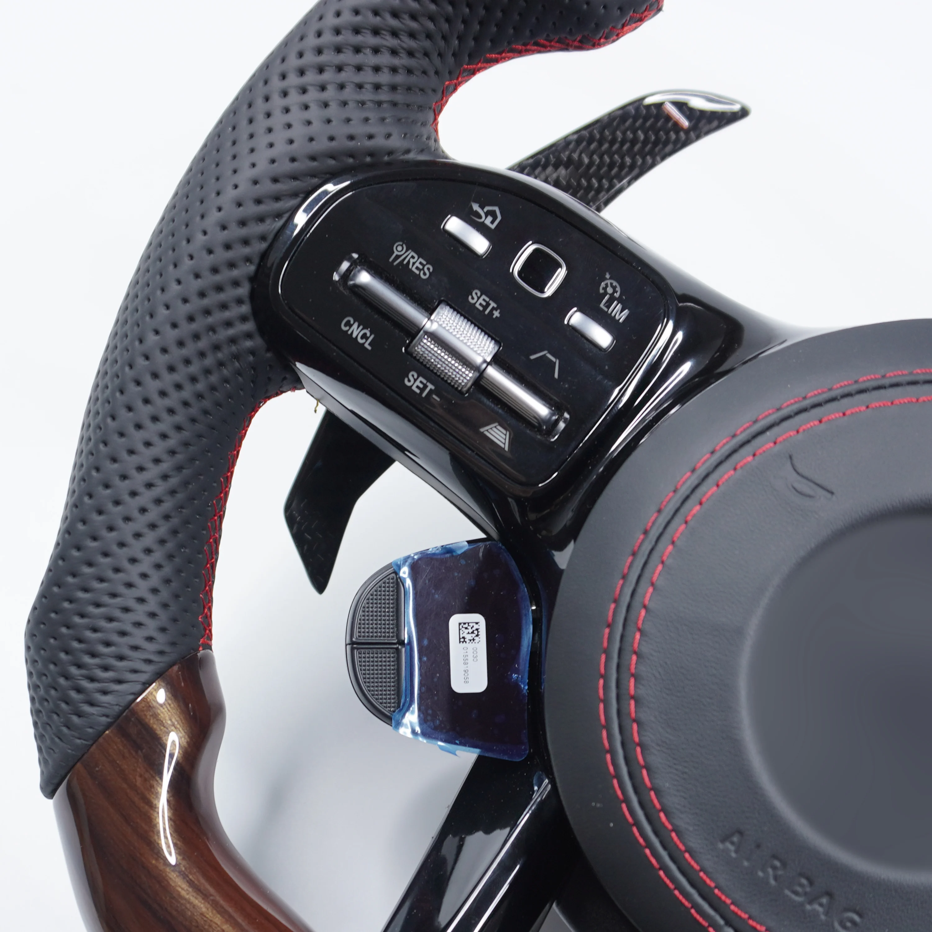 عجلة قيادة خاصة من ألياف الكربون والحبوب الخشبية المخصصة لسيارة Mercedes Benz 809 AMG A/C/E Class W213 W203 W205 AMG