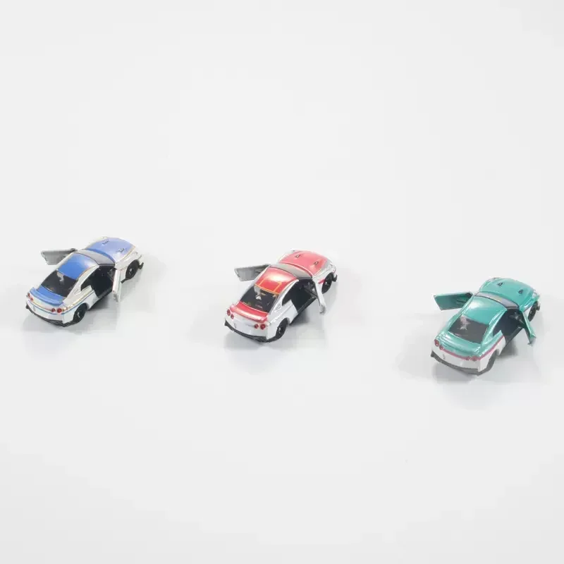 Original Takara Tomy Tomica Car Nissan GTR Shinkansen Metamorphic Robotics Boys Toys Scale 1/62 Diecast Alloy Model Vehicle Gift