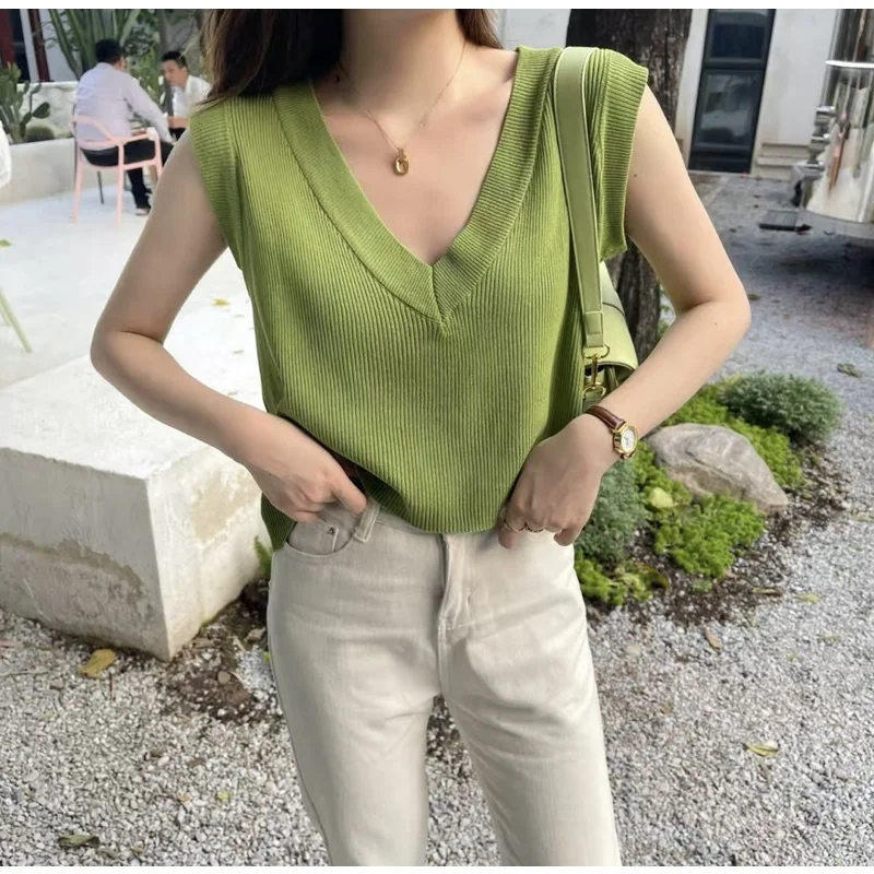 

Women Fashion Knit Vest Sweater Vintage V Neck Sleeveless Female Waistcoat Chic Vest Tops Pullover Tops Female Outerwear