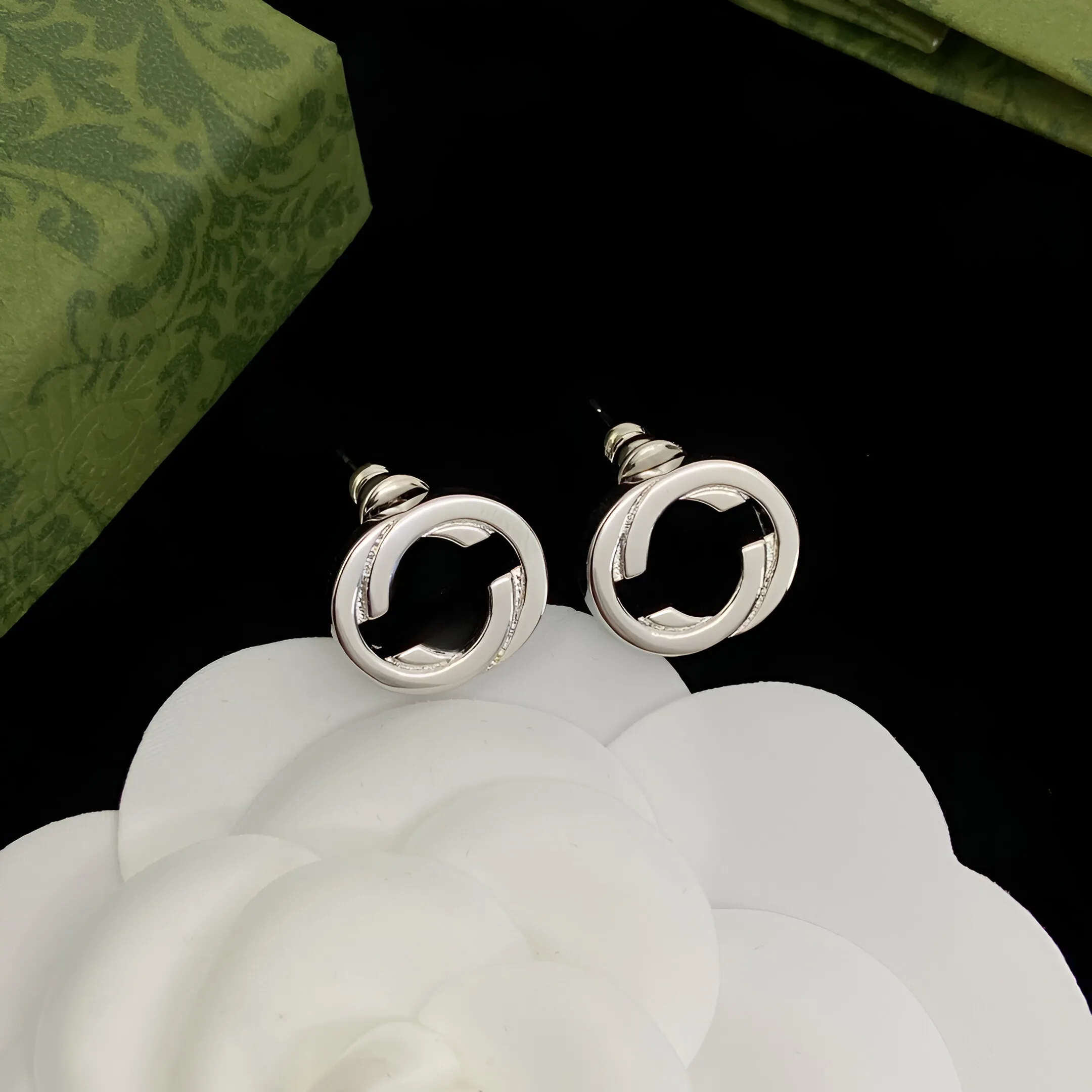 Thumbnail 4 - #4 Compare Gold Earrings Before You Buy