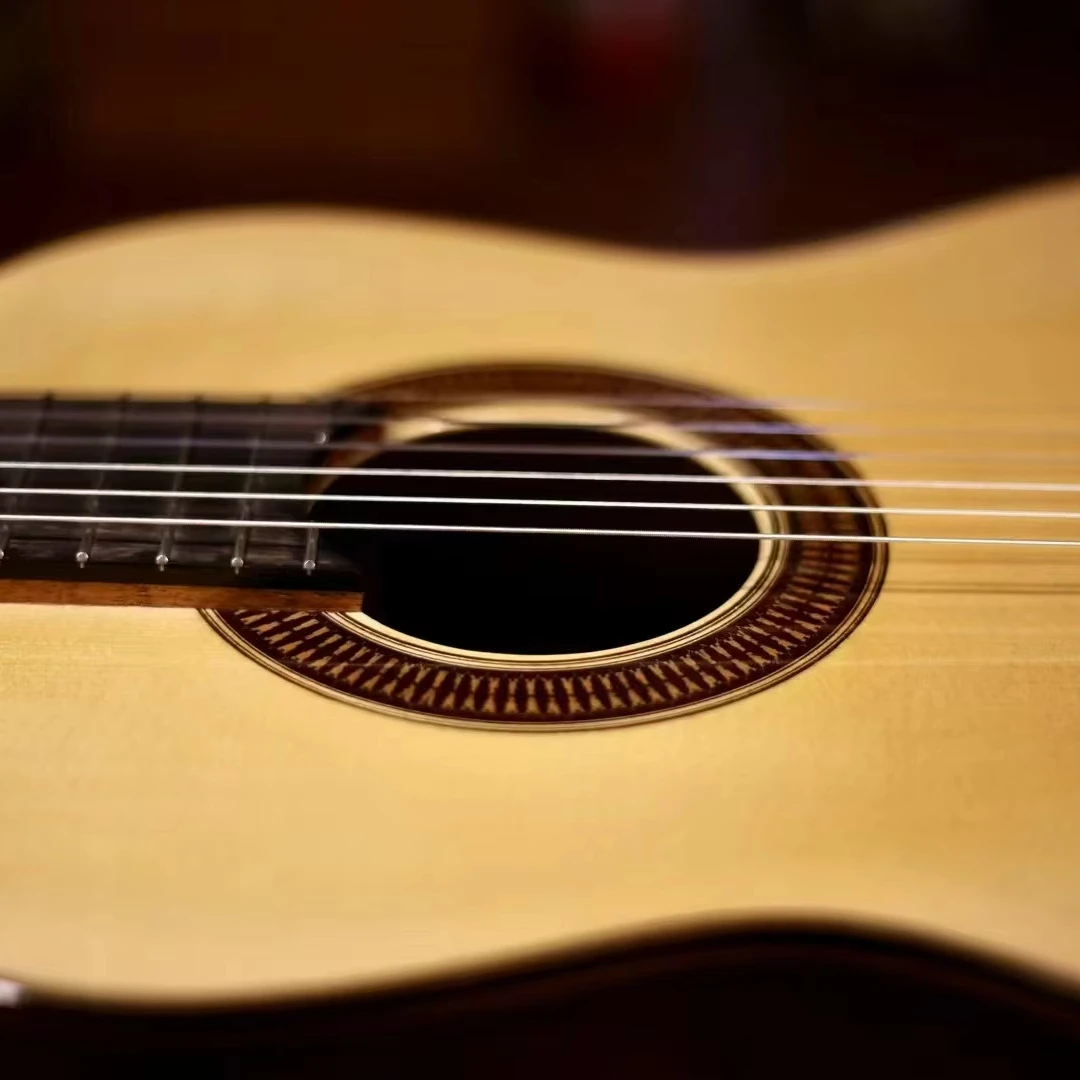 All Solid 39-Inch High-End Handmade Classic Electric Guitar Salute to Daman Classical Bass Gloss and Shellac Paint