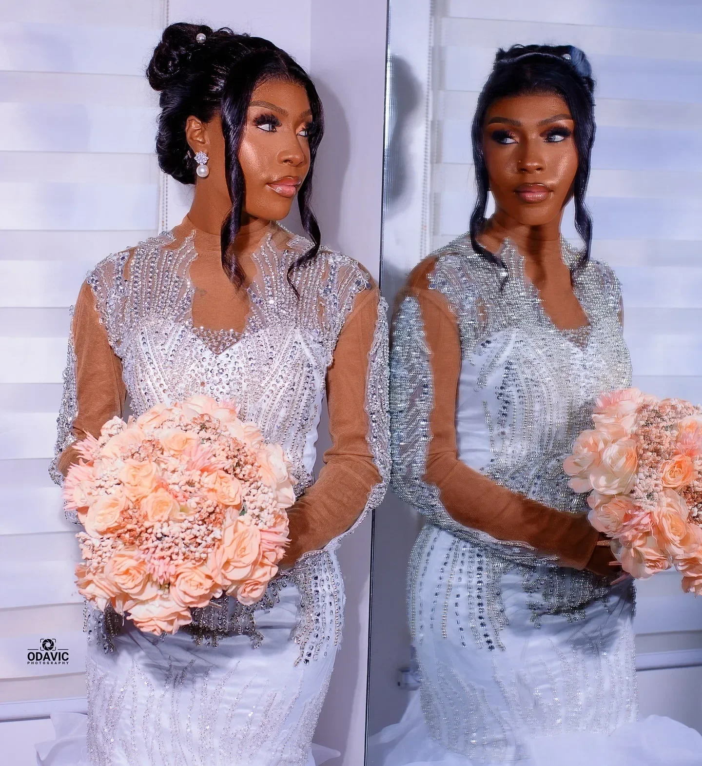 Robe De mariée sirène personnalisée, col en V, perles scintillantes, paillettes, manches longues, dos ouvert, à volants