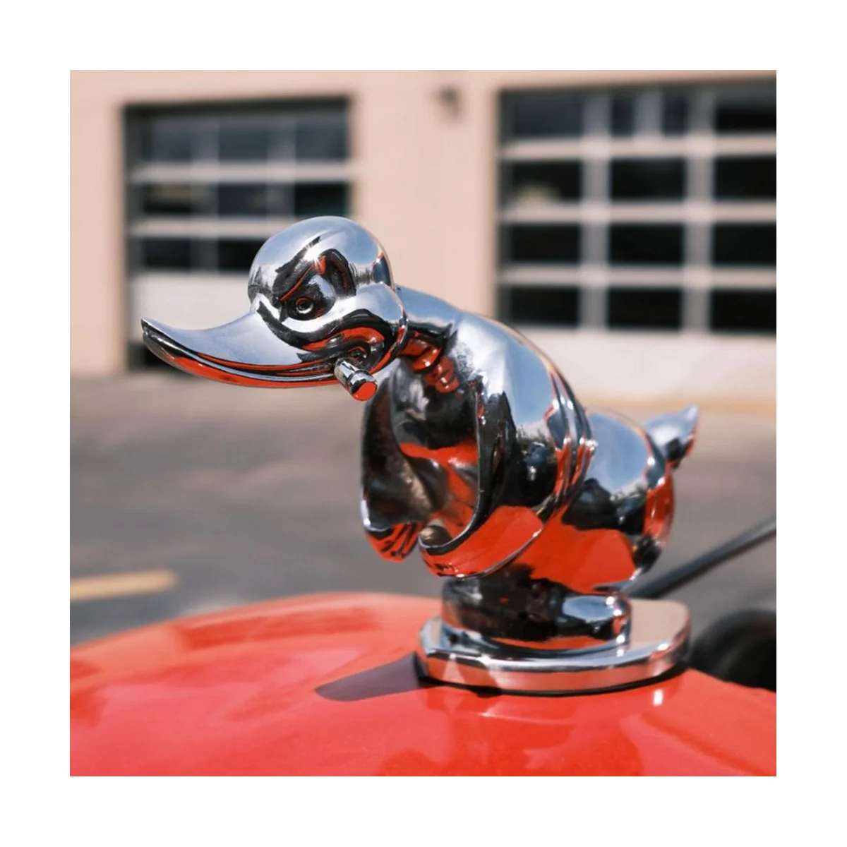 Angry Duck Car Hood Ornament Car Front Hood Sticker Car Dashboard Decor Strong Duck Decoration Accessories, Silver