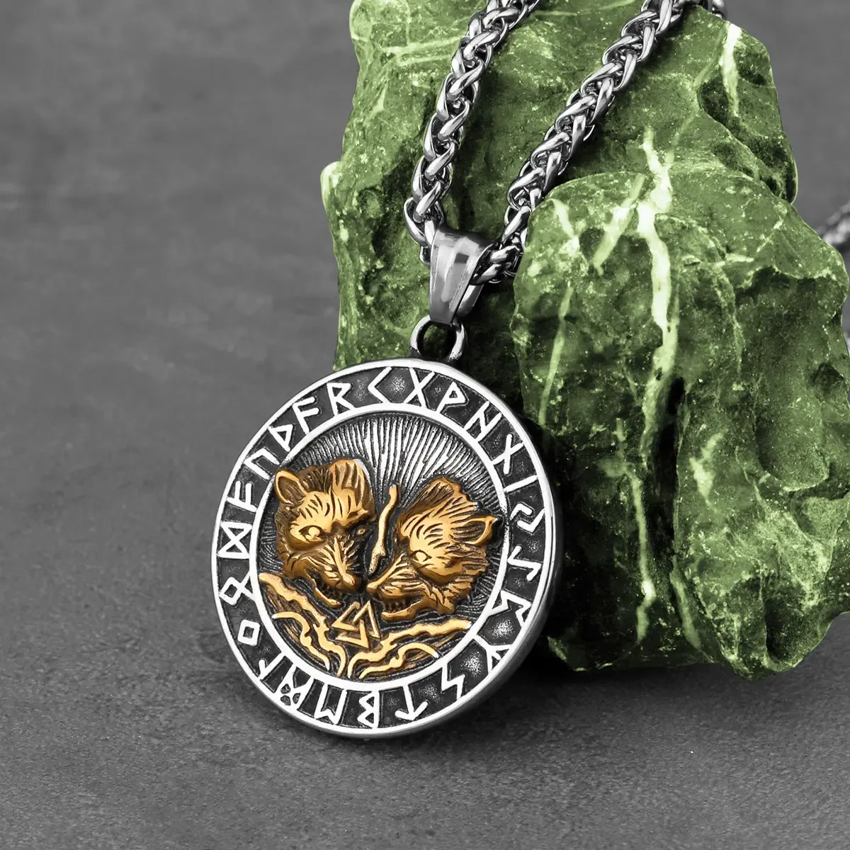 

Viking Wolf Head Triangle Symbol Stainless Steel Pendant Men's Necklace Fashion Jewelry Chain