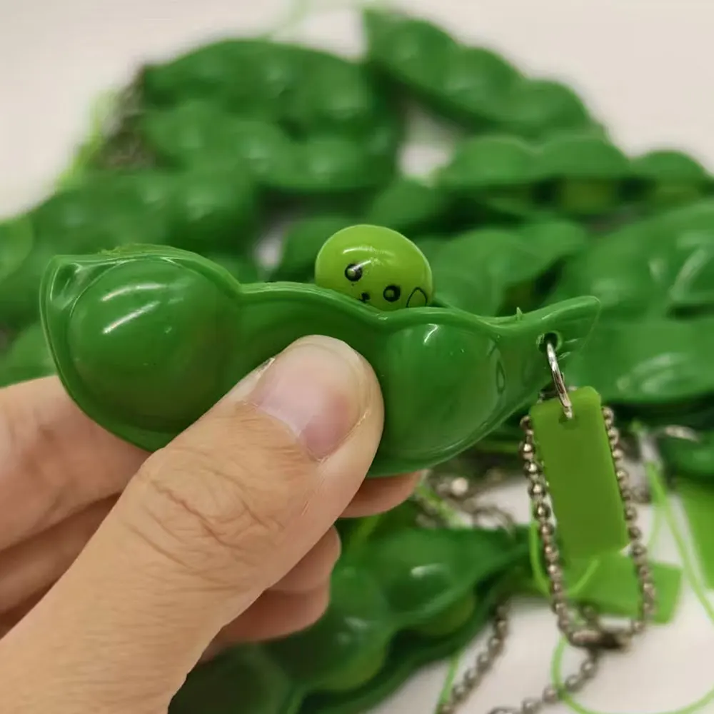 Juguetes creativos y realistas de edamame para aliviar el estrés, lindos llaveros de edamame de dibujos animados, un dispositivo antiestrés para cualquier momento y lugar, regalos de Navidad, 3 uds.