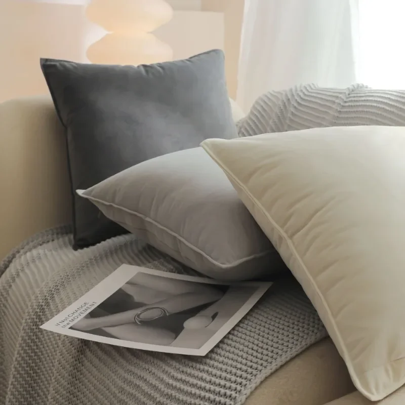 Velvety Dutch Velvet Pillow Case with Embossed Edging Soft Flocked Cushion Cover for Fall/Winter Ideal Living Room Decoration