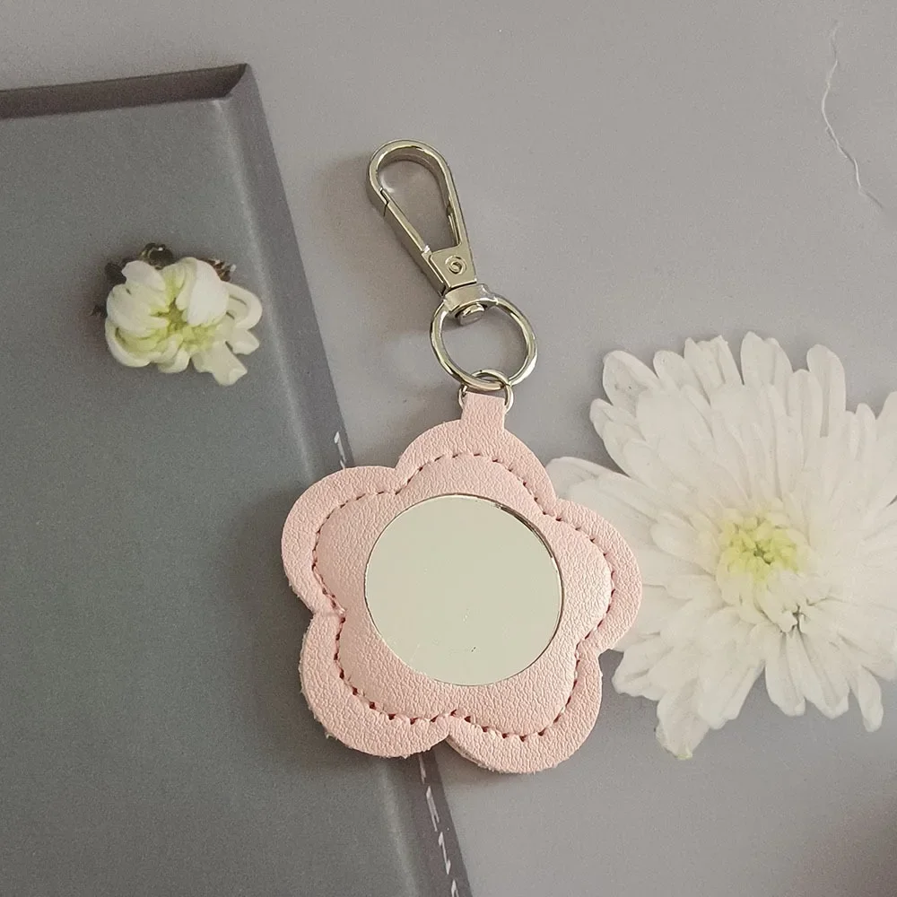 Nueva Mini mochila de cuero portátil, colgante, llavero, paquete de anillo, llavero con espejo de maquillaje, accesorio pequeño, llavero de regalo